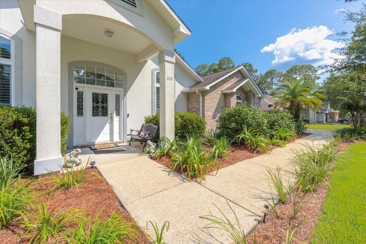 Property Photo: 205 Yacht Club Drive FL 32578