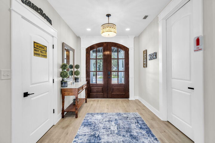 Property Photo: 208 14th Street FL 32413