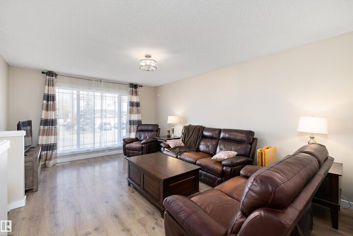 Property Photo:  3019 33 Avenue NW  AB T6T 1X2 