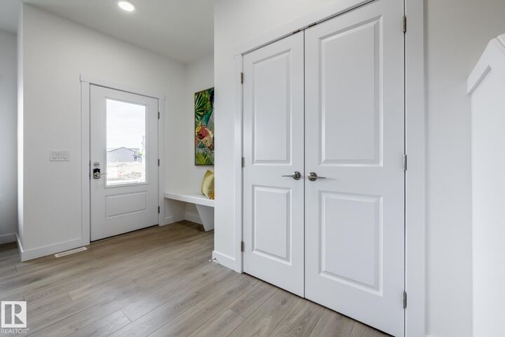 Property Photo:  231 157 Avenue NE  AB T5Y 4M3 
