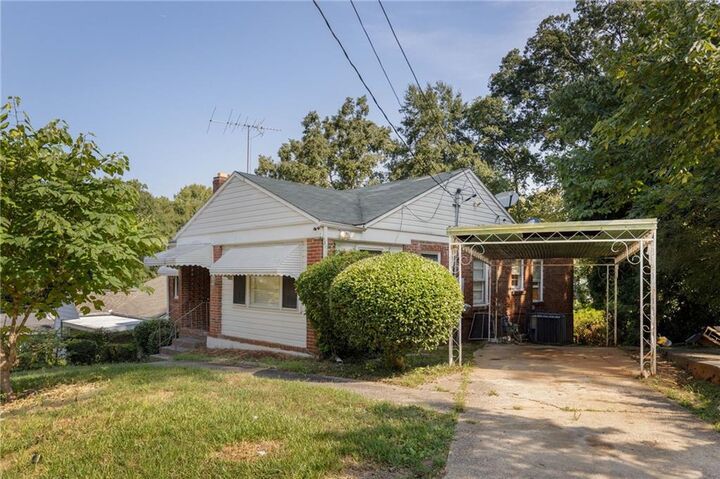 Property Photo: 71 Burbank Drive NW GA 30314