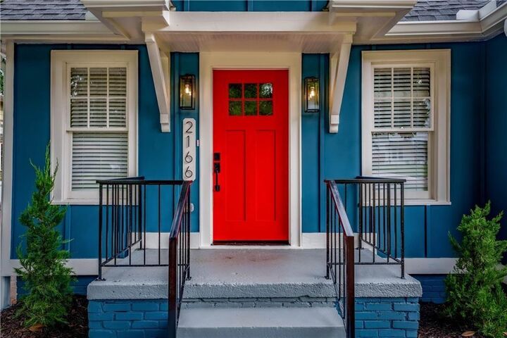 Property Photo:  2166 Montrose Avenue SW  GA 30311 
