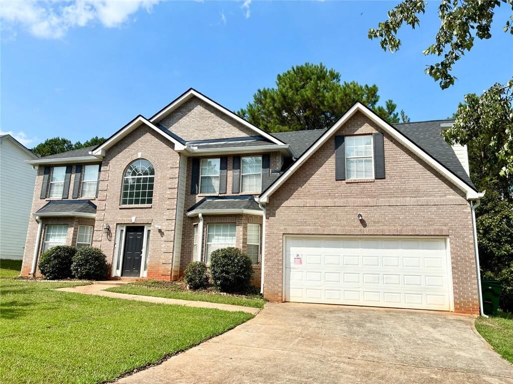 Property Photo:  4984 Galleon Crossing B  GA 30035 