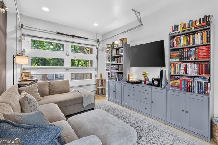 Property Photo:  523 Griffin Street NW  GA 30318 