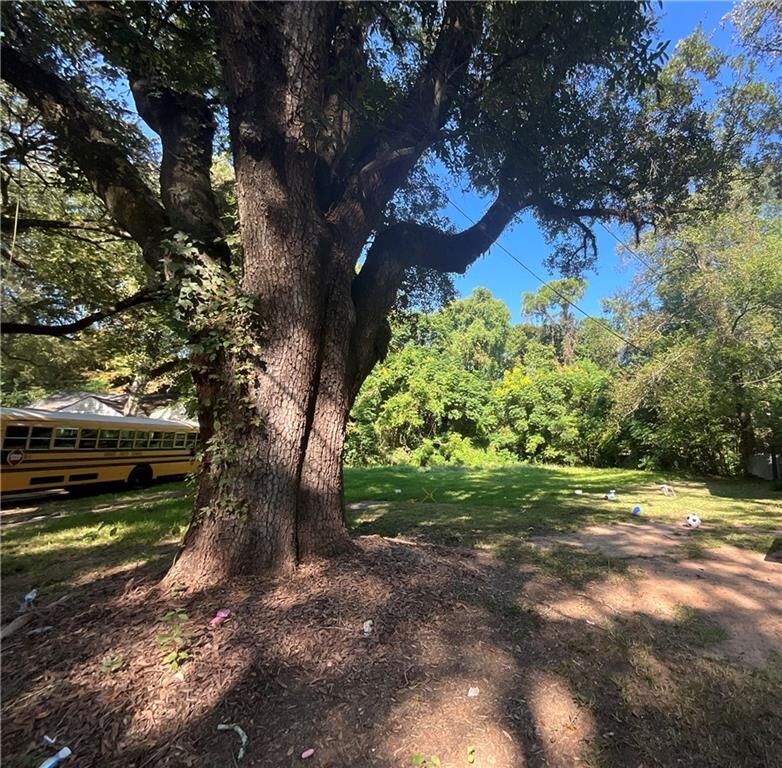 Property Photo:  2450 Northview Drive  LA 71301 