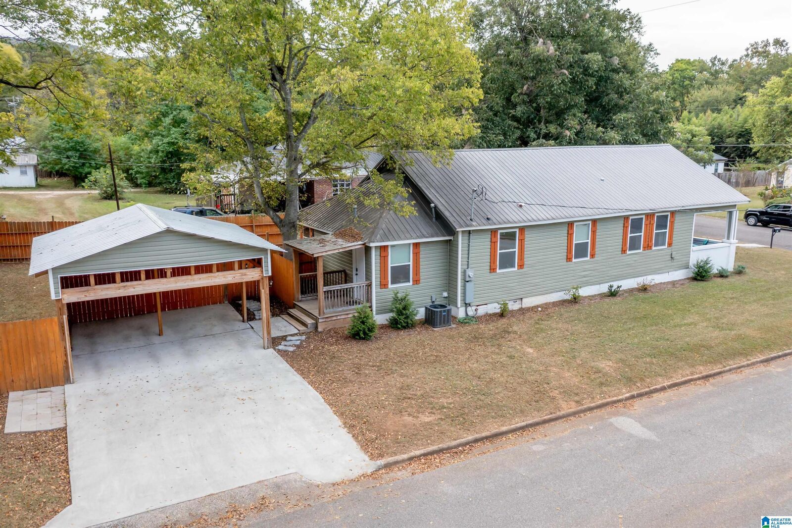 Property Photo:  800 Francis Street  AL 36265 