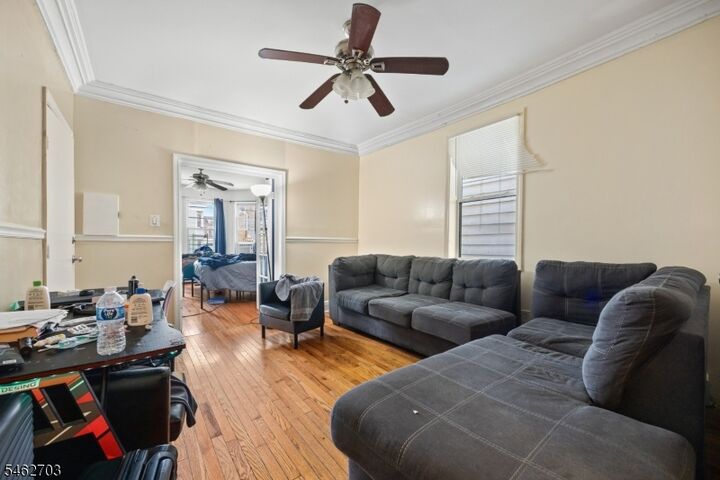 Property Photo:  891 S 14th St  NJ 07108 