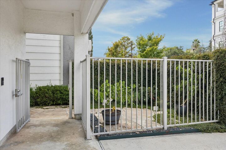 Property Photo:  5413 Jackson Street  TX 77004 