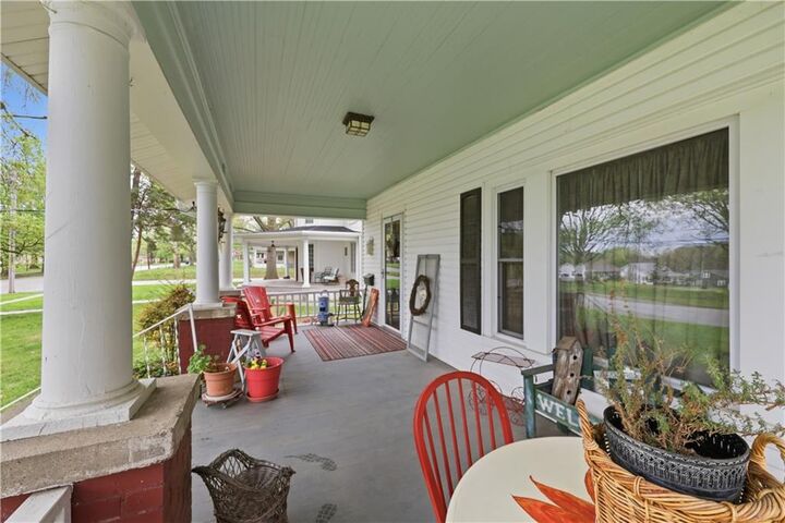 Property Photo: 814 N Main Street MO 64633
