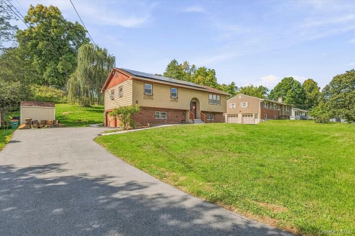 Property Photo: 5 Bird Lane NY 12603