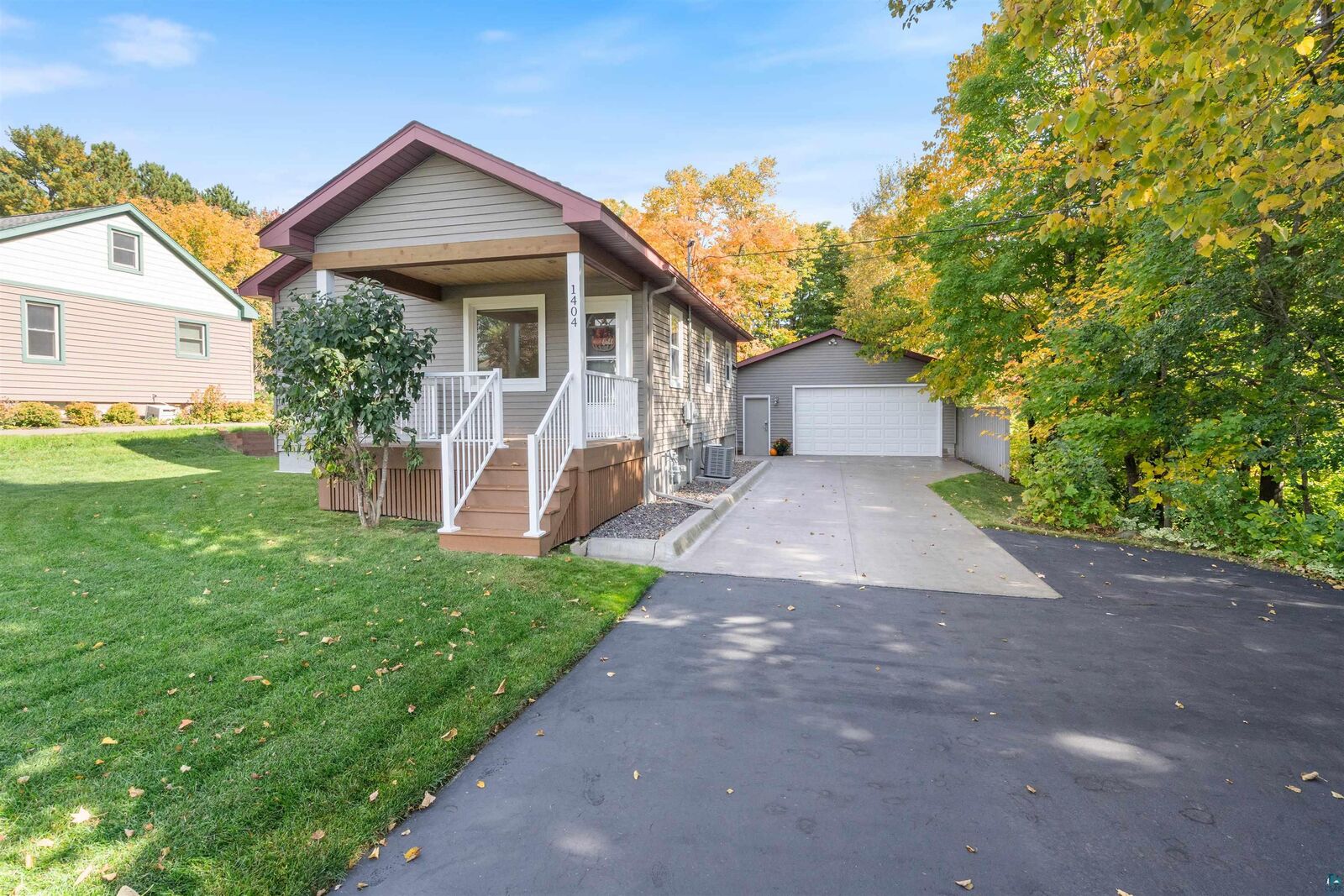 Property Photo:  1404 N Stanford Ave  MN 55811 