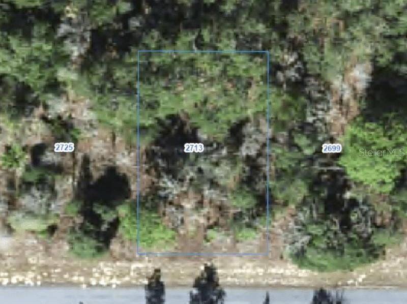 Property Photo:  2713 W Fillmore Street  FL 34433 