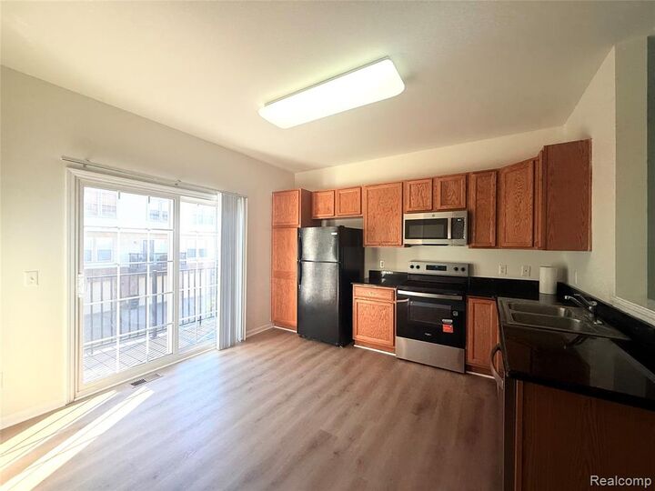 Property Photo:  28008 Declaration Road  MI 48377 2558 