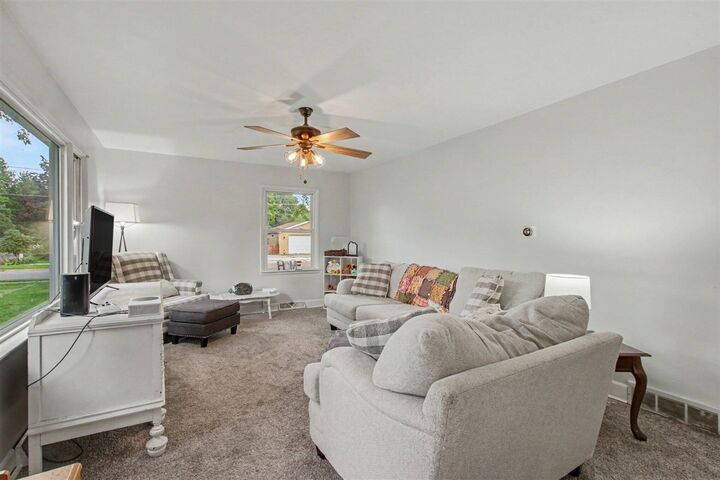 Property Photo:  603 W Stoddard Street  MI 48813-1478 