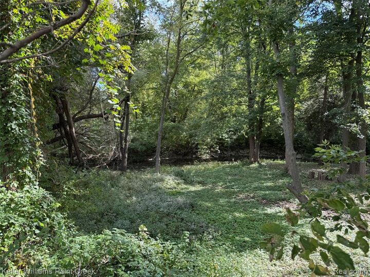 Property Photo: 7200 Lakeshore Road MI 48059 1942