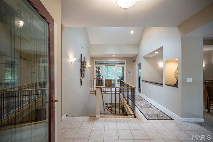 Property Photo:  18852 Highwood Estates Drive  MO 63069 