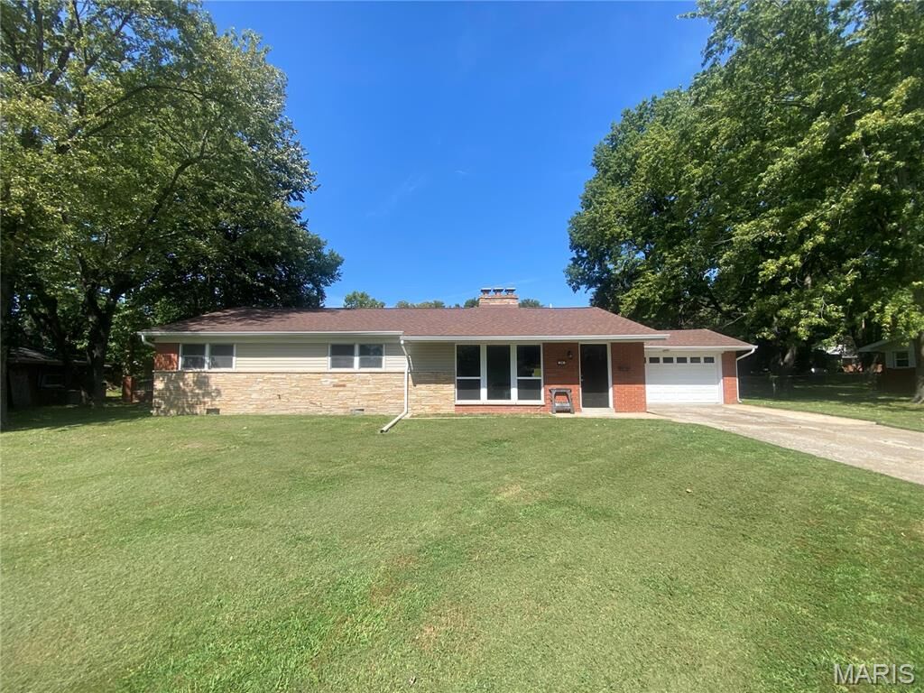 Property Photo: 59 Magnolia Drive IL 62221