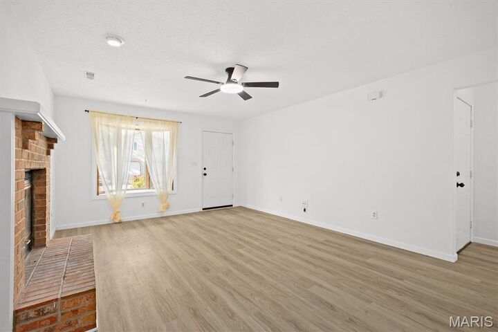 Property Photo: 1942 Stingray Court IL 62221