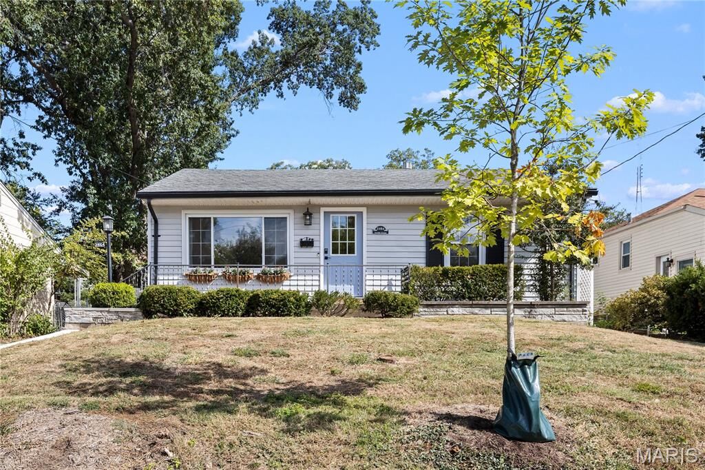 Property Photo:  2464 Cecelia Avenue  MO 63144 