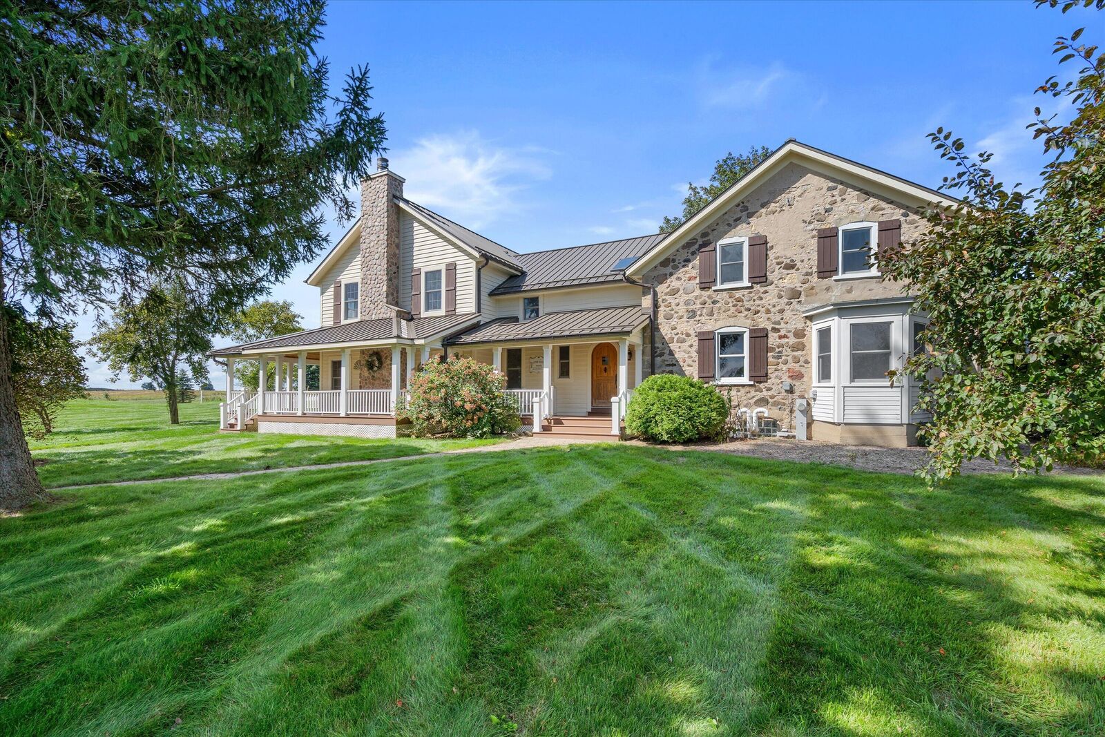 Property Photo: 2237 Washington Ave WI 53012