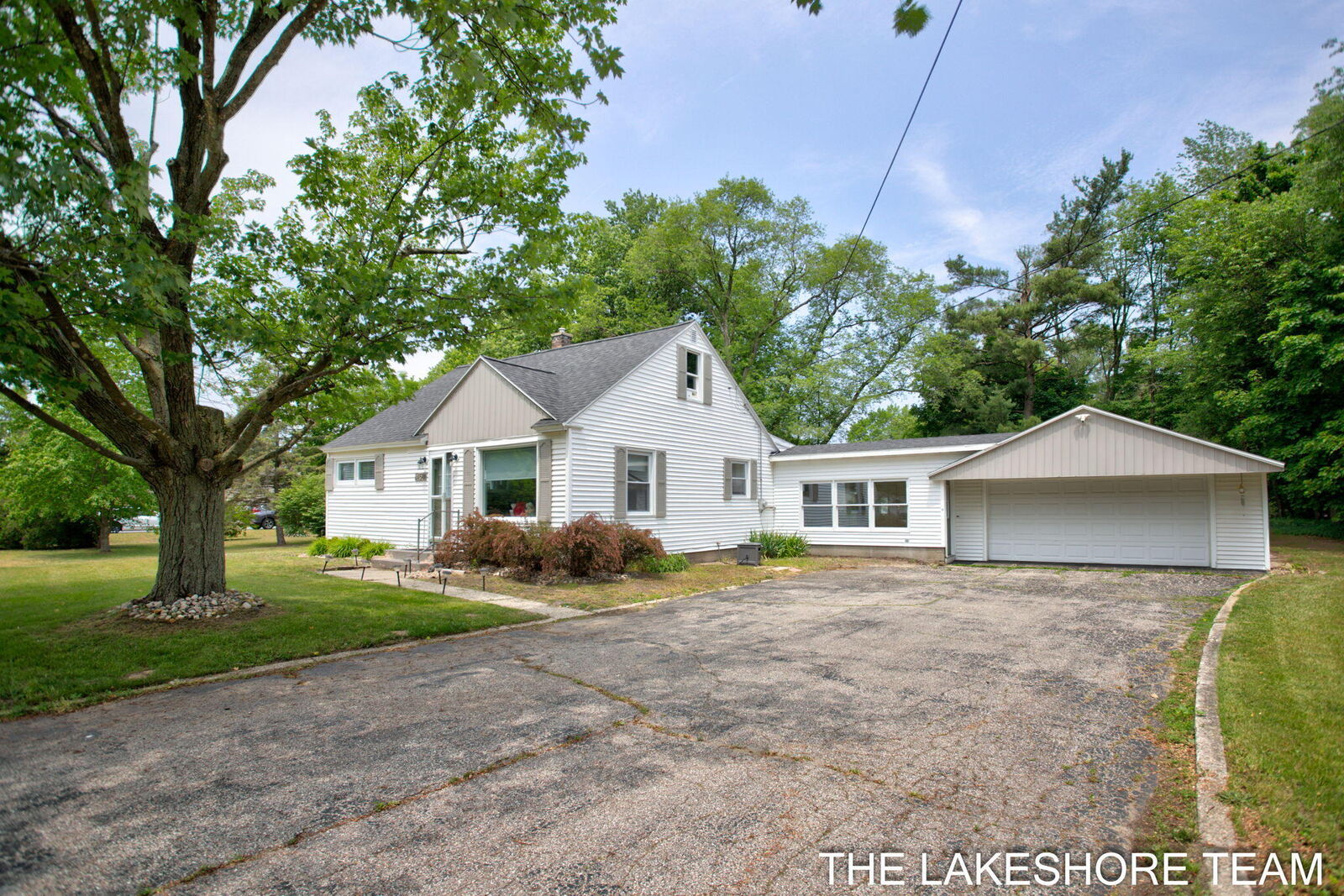 Property Photo: 14581 Riley Street MI 49424