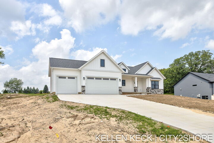 Property Photo: 11325 Bancroft Way SE MI 49302