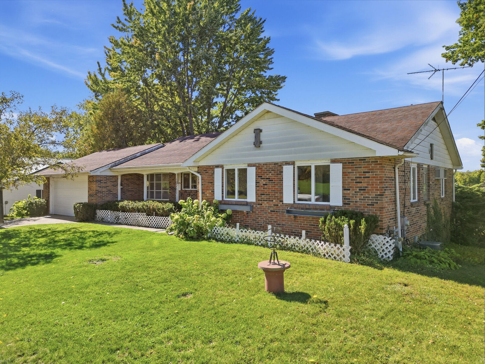 Property Photo: 10265 Collard Drive MI 48850