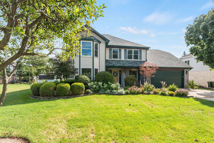 Property Photo:  5903 Bentley Avenue  IL 60527 