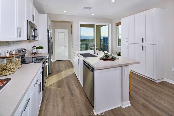 Property Photo:  12692 Hampton Avenue  CA 92880 