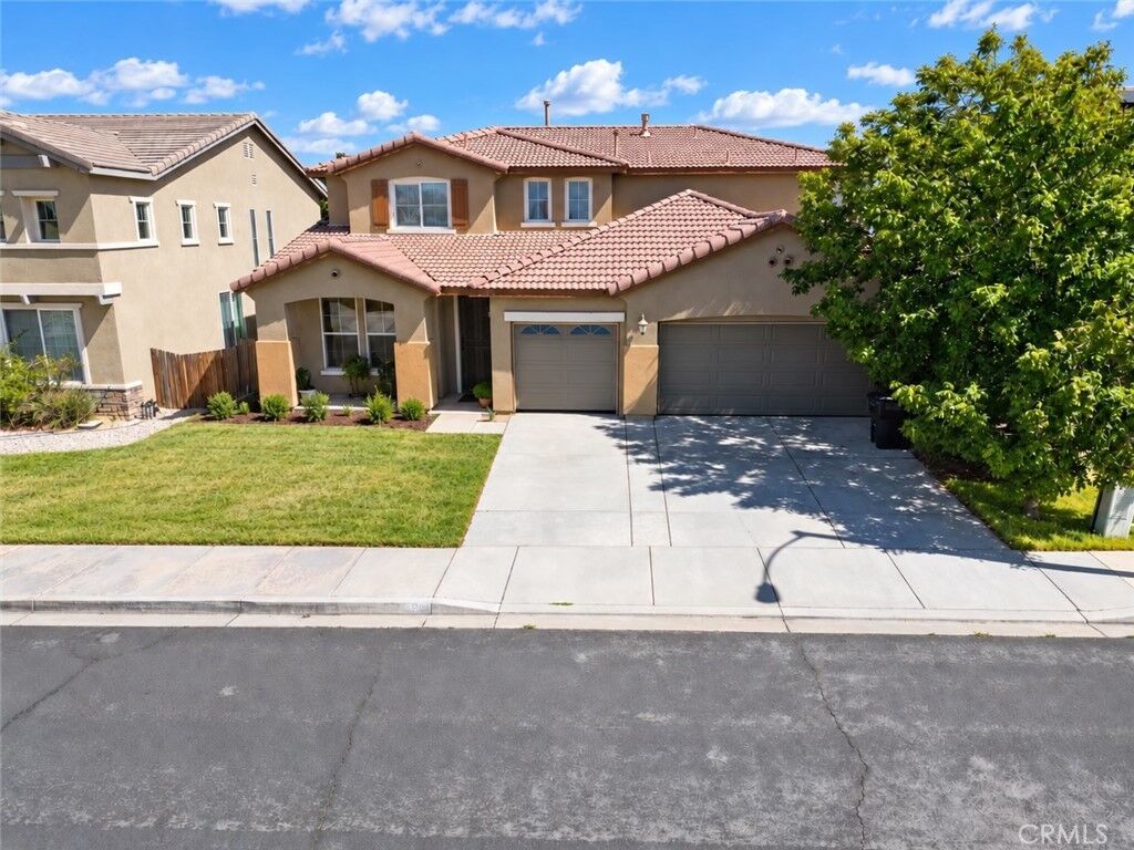 Property Photo:  15013 Sorrel  CA 92394 