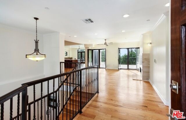 Property Photo:  1420 Ashland Avenue  CA 90405 
