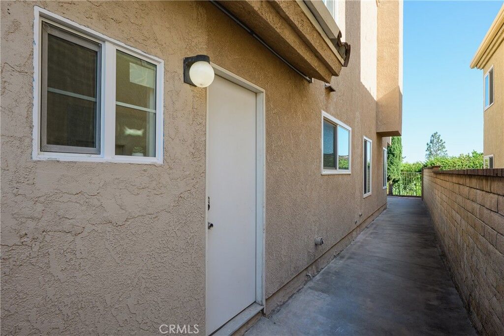 Property Photo:  10227 Northridge 2  CA 91737 