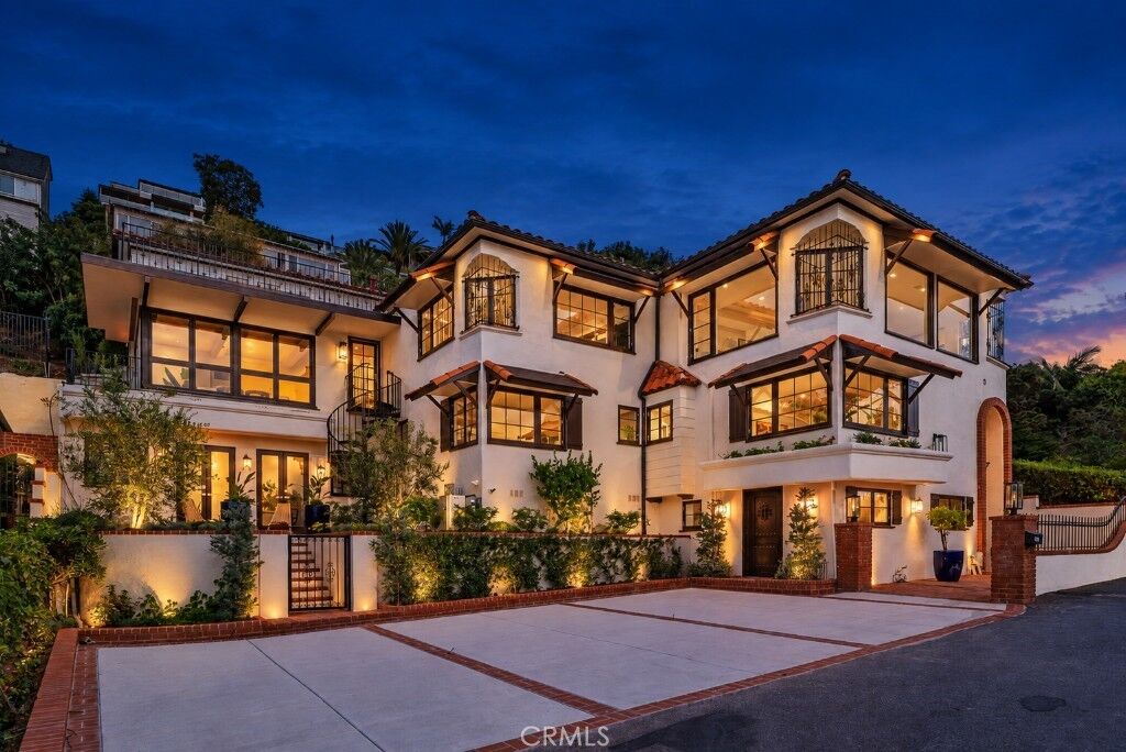 Property Photo: 2616 Queda Way CA 92651