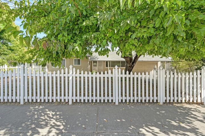 Property Photo:  1916 Walnut Avenue  CA 95608 