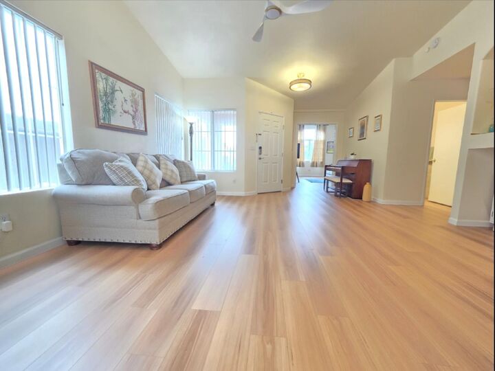 Property Photo: 9009 Bungalow Way CA 95758