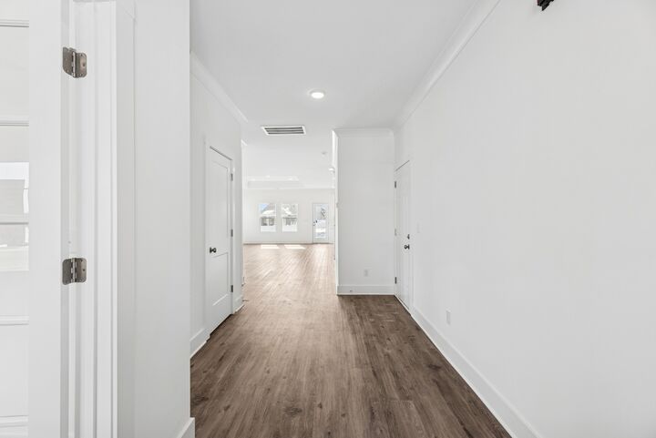 Property Photo:  3222 Gravity Dr  TN 38401 