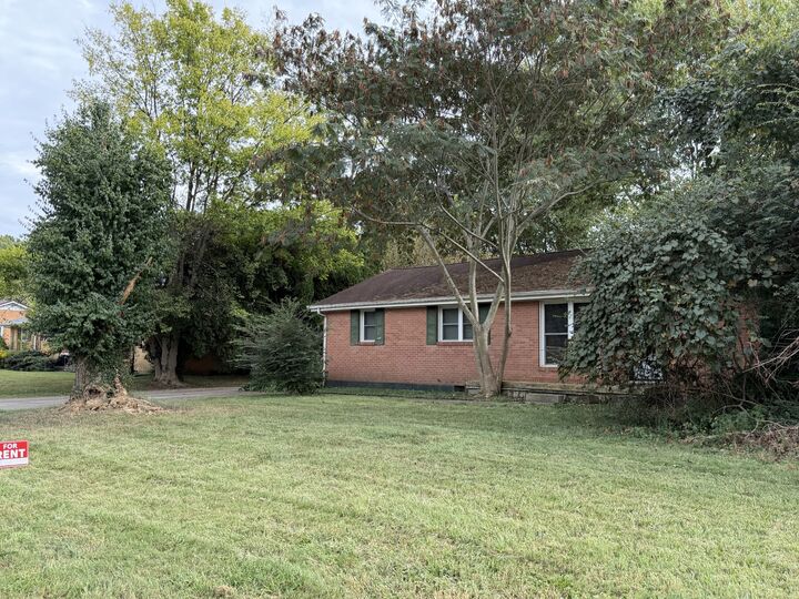 Property Photo: 24 Virginia Ter TN 37042