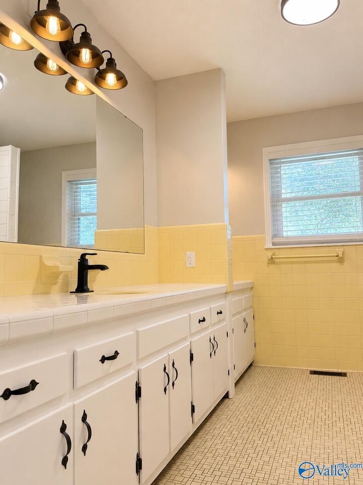 Property Photo:  1535 State Highway 44  AL 35563 
