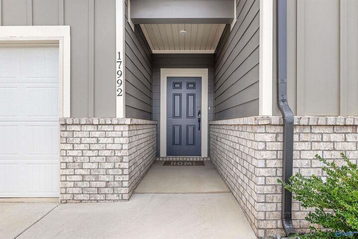 Property Photo:  17992 Daniel Island Drive  AL 35611 