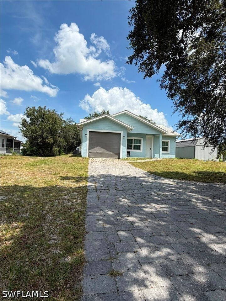 Property Photo:  2783 2nd Avenue SE  FL 34117 