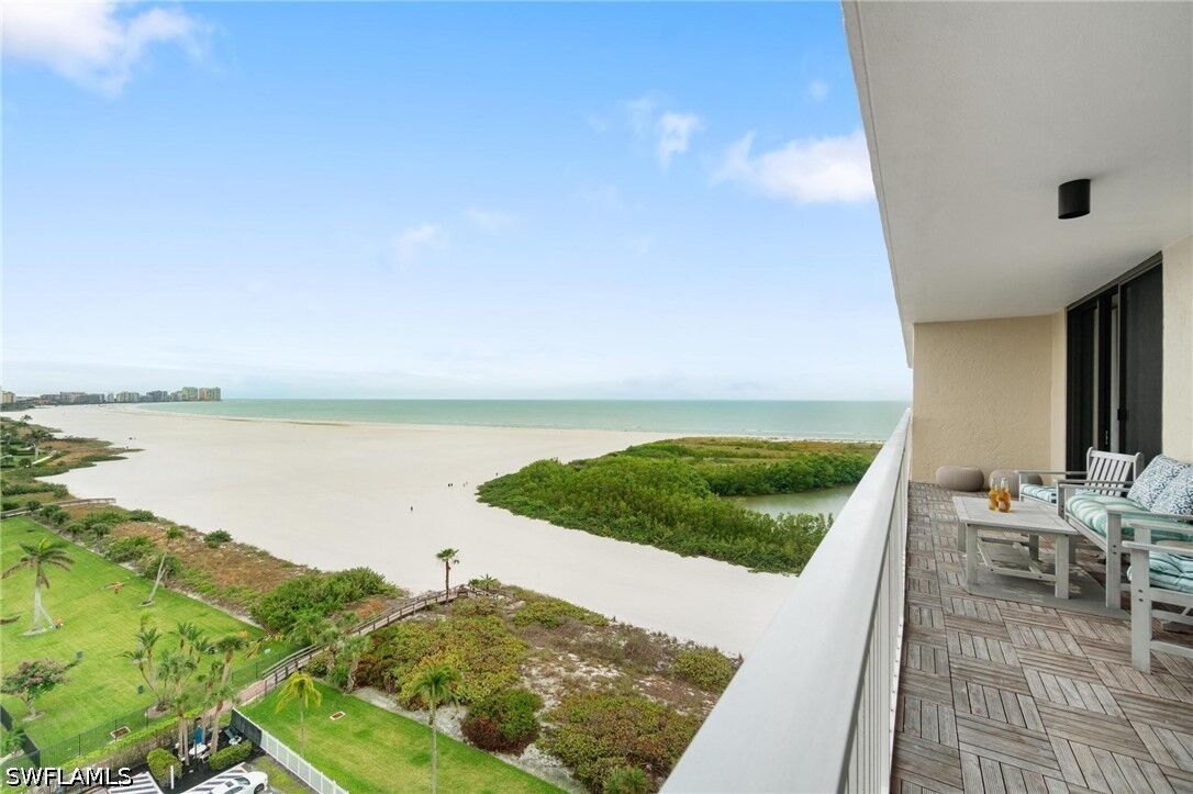 Property Photo: 380 Seaview Court 1209 FL 34145