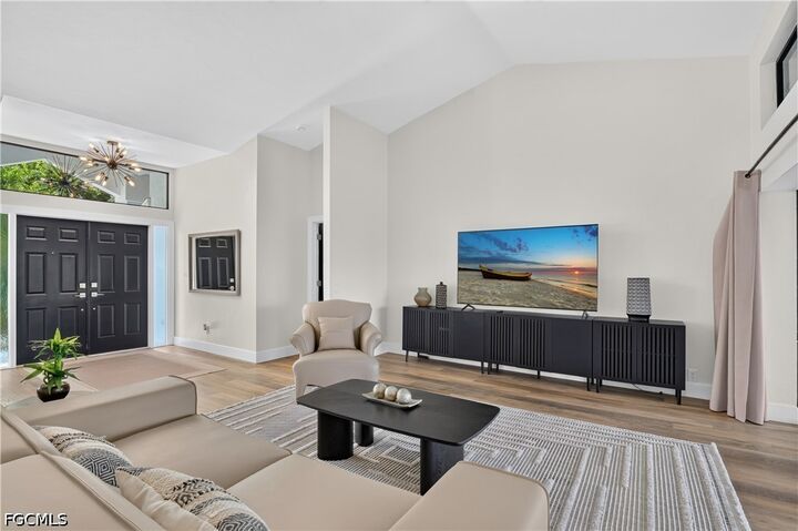 Property Photo:  15960 Muirfield Court  FL 33908 