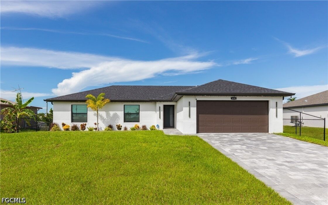 Property Photo: 416 NW 25th Avenue FL 33993