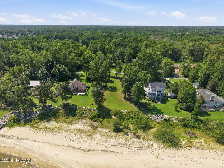 Property Photo: 402 Cherry Branch Drive NC 28532