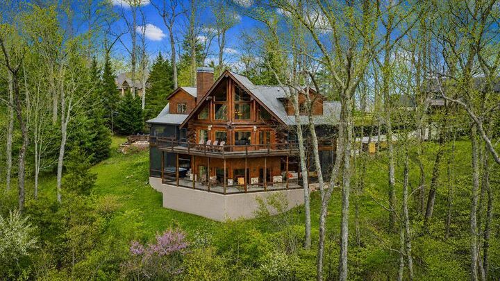 Property Photo:  602 Overlook Drive  GA 30513 