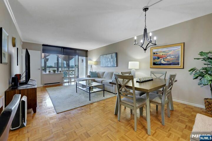 Property Photo:  6 Horizon # 807  NJ 07024 