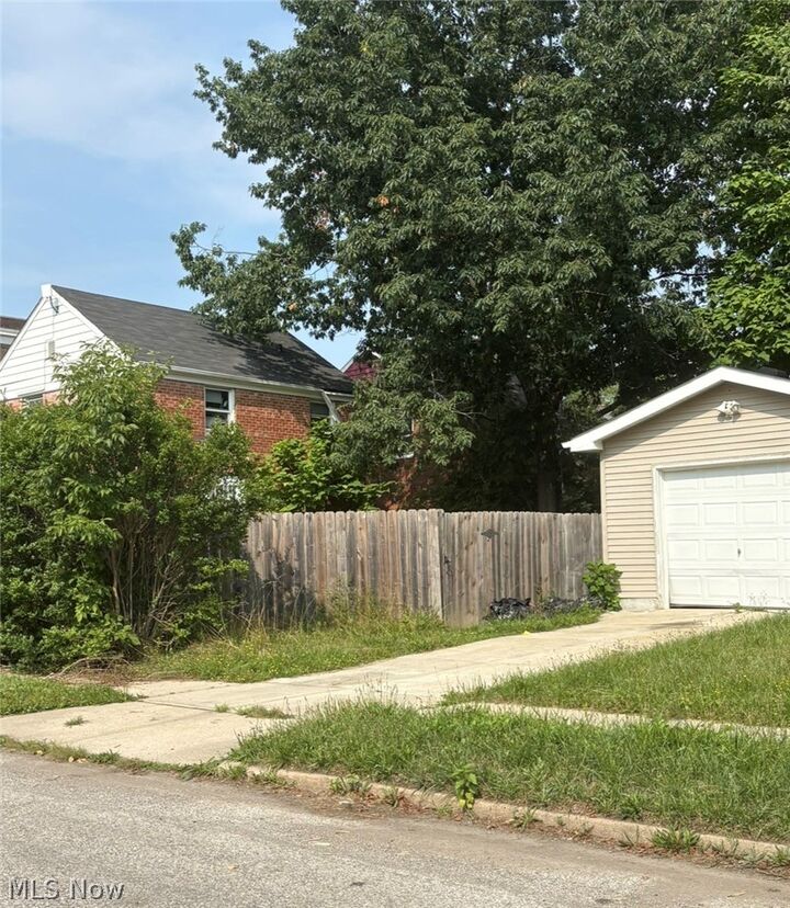 Property Photo:  14502 Milverton Road  OH 44120 