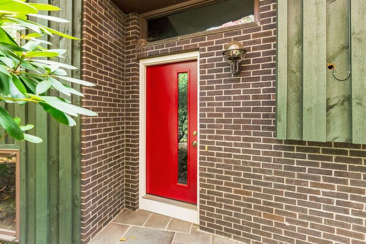 Property Photo:  10 Morgan Way  NH 03824 