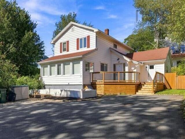 Property Photo:  17 Sunnydale Crescent  NS B4A 2S3 