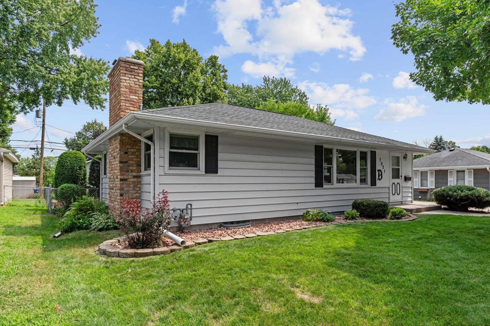Property Photo:  7027 13th Avenue S  MN 55423 